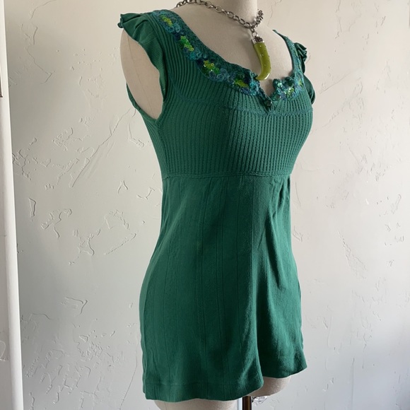 Free people flouncy emerald top with sequins small - Picture 2 of 6